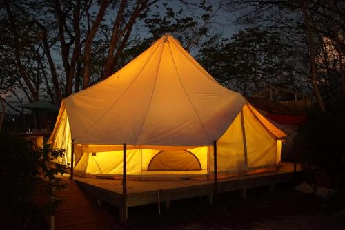 Tamarindo Other | GuanaGlamp