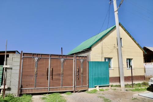 Naryn Region House | Guest House Ailin