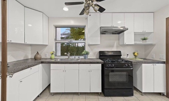 San Gabriel House | Guest House closes at Downtown LA /Pasadena nNew listing 20 % off