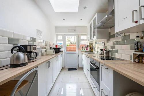Tower Hamlets House | Guest house in Stepney-Limehouse