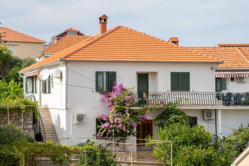 Bozava House | Guest House Nikola