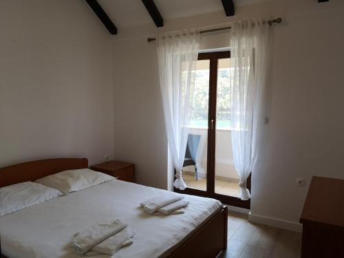 Govedari House | Guest House Pikala