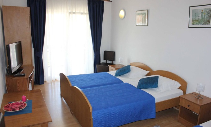 Ploce Apartment | Guest House San Antonio - Deluxe Room with Patio no.4