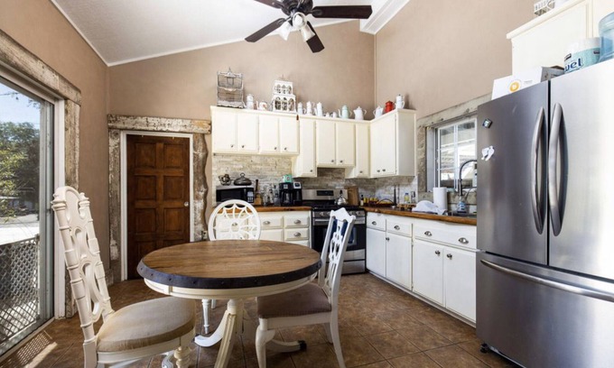 Santa Barbara County Cottage | Guest House