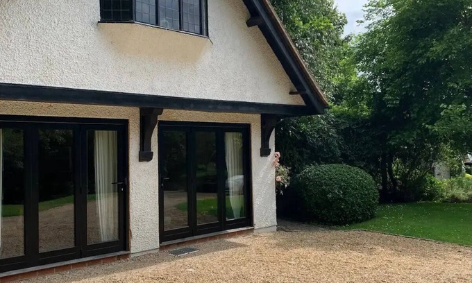 Marlow Cottage | Guest suite Medmenham (near Henley & Marlow)
