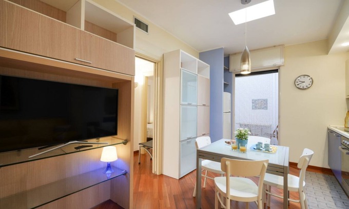 Municipio 2 Apartment | GuestHost - De Napoli EV Guest House