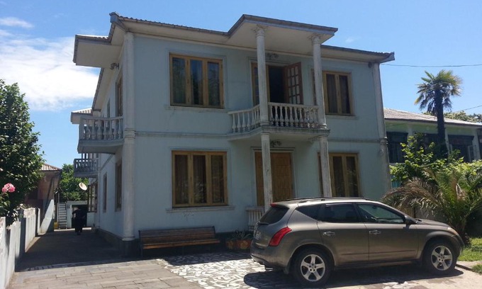Kobuleti House | Guesthouse Burevestnik