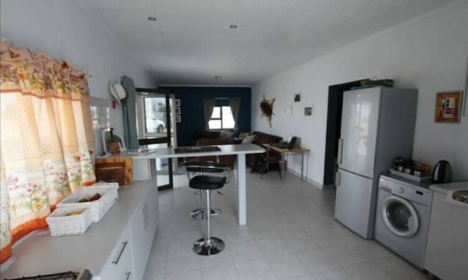 Ongwediva Bed & Breakfast | Guesthouse Villa Graf - Suite 1