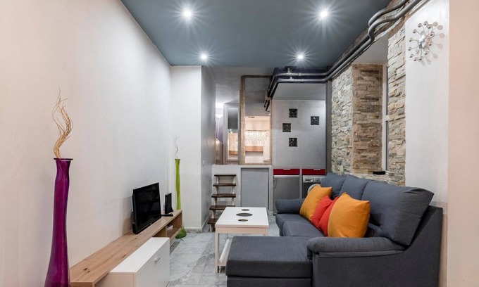 Jeronimos Apartment | GuestReady - Cosy stay near Parque del Retiro