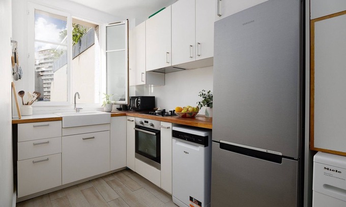 Parchamp–Albert Kahn Apartment | GuestReady - Modern Comfort near Paris
