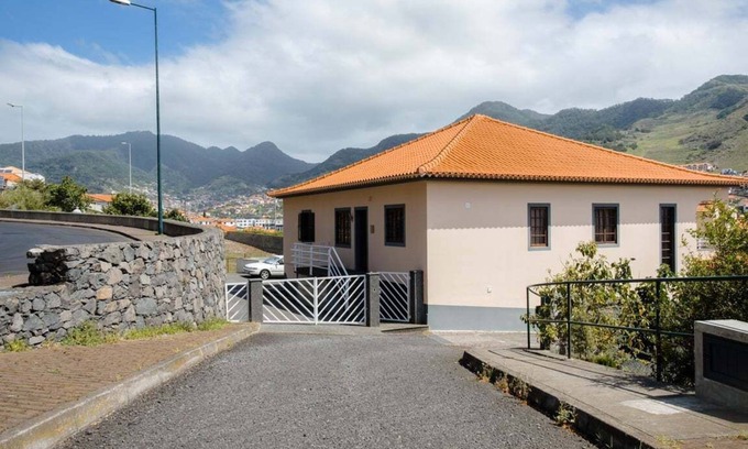 Machico Apartment | GuestReady - Lovely stay near Praia de S. Roque