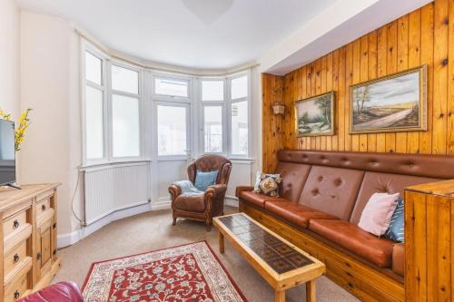 Finchley House | GuestReady - Relaxing Finchley retreat with garden