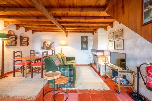 Sintra Apartment | GuestReady - Sintra Cosy House