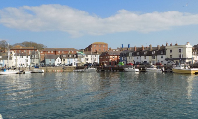 Weymouth Cottage | Guinea Cottage