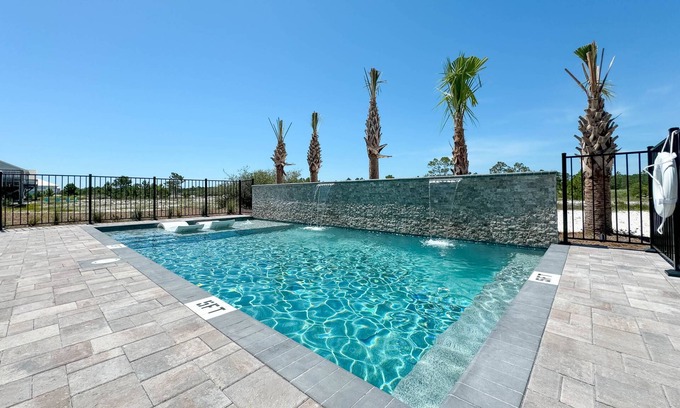 Fort Morgan House | Gulf Getaway ~ Pet-Friendly ~ Short Walk to Beach ~ Brand New Pool ~ $400 in FREE Activities Daily
