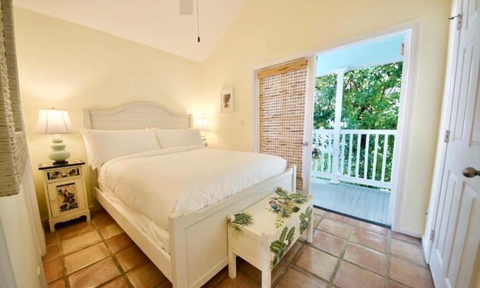 Bahama Village House | Gulf Getaway