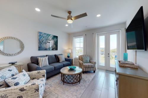 Gulf Place Apartment | Gulf Place Residence 205- Let the Sea Set You Free