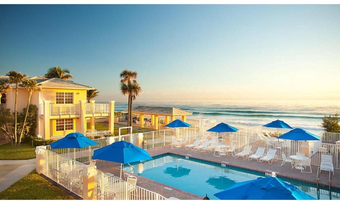 Delray Beach Resort | Gulfstream Manor