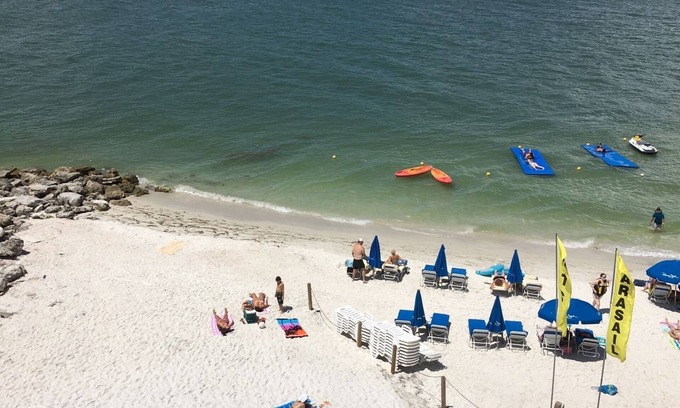 Clearwater Beach Hotel | Gulfview Hotel on the Beach