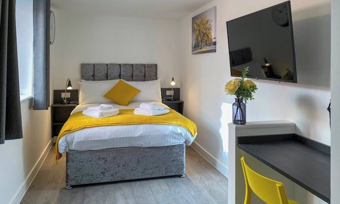 Plymouth Apartment | Gulland House by Pureserviced