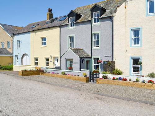 Allonby House | Gulls Hatch