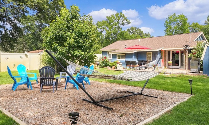 Shelbyville Cottage | Gun Lake Gem: Backyard Oasis, Firepit, Dogs OK