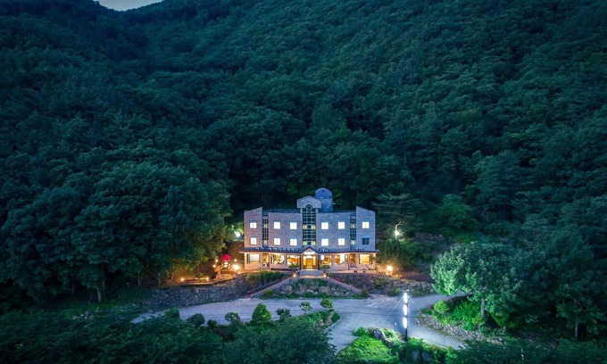 Pungyang-myeon Hotel | Gurye Huni