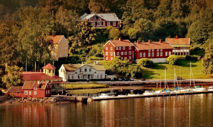 Kapelle-Tureborg Hostel | Gustafsbergs Badhotell & Vandrarhem