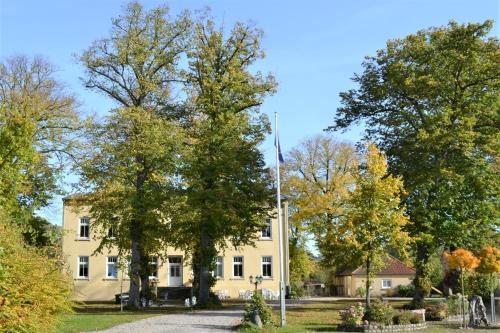 Katharinenhof Apartment | Gutshaus O2