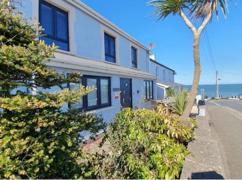 Aberporth House | Gwalia stores