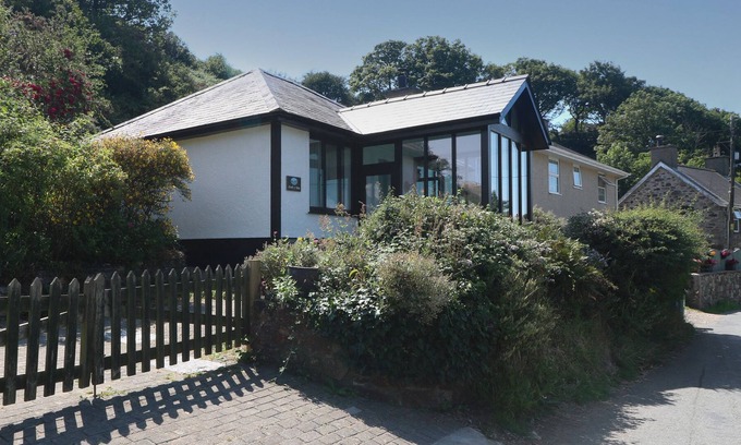 Llanengan Cottage | GWEL Y DON, family friendly, country holiday cottage in Abersoch