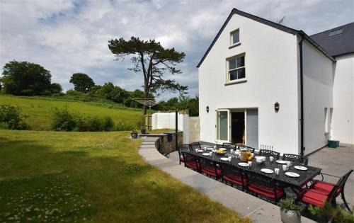 Newport House | Gwelfor, Newport