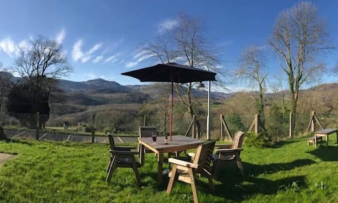Ffestiniog Hotel | Gwesty Seren Hotel