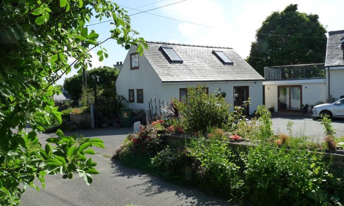 Penmon House | Gwyndaf Holiday Cottage