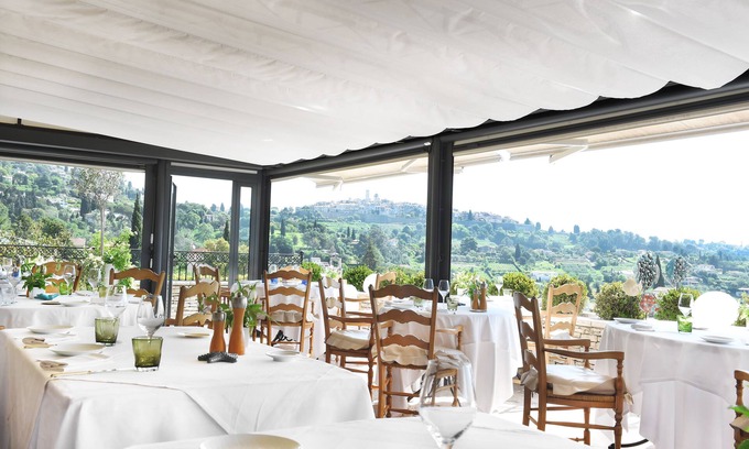 La Colle-sur-Loup Hotel | Hôtel Alain Llorca