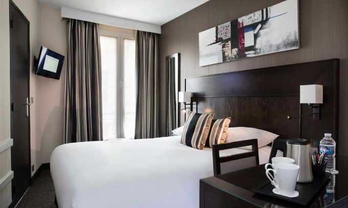 Saint-Vincent-de-Paul Hotel | Hôtel Albert 1er Paris Lafayette