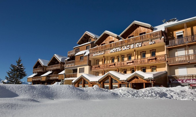 Saint-Francois-Longchamp Hotel | Hôtel Lac Bleu 1650
