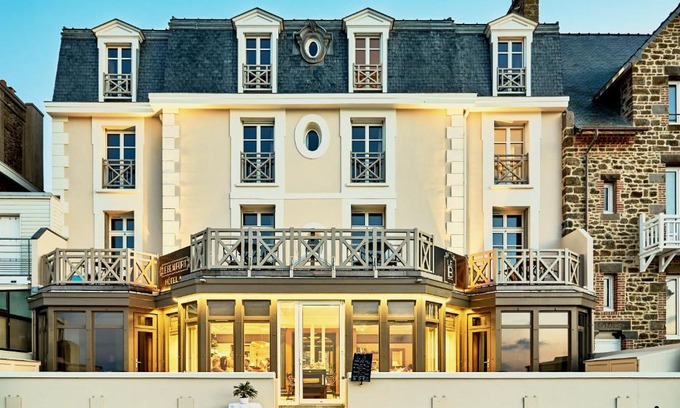 Courtoisville-Sillon-Moka Hotel | Hôtel Le Beaufort