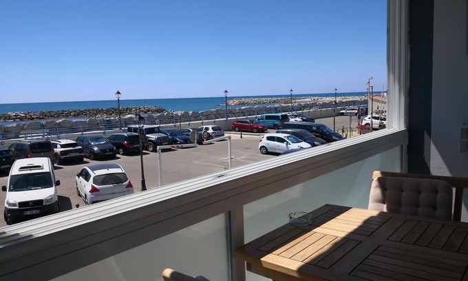Saintes-Maries-de-la-Mer Hotel | Hôtel Le Dauphin Bleu