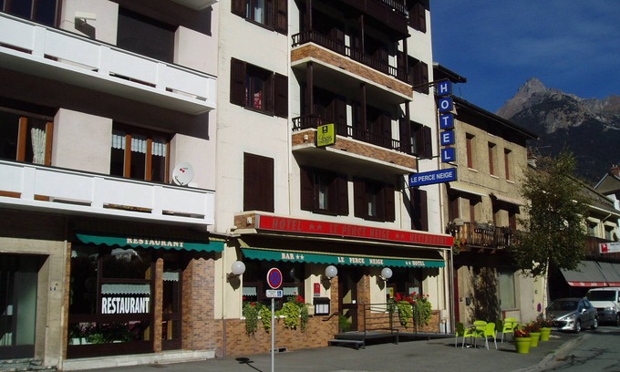 Modane Hotel | Hôtel Le Perce Neige