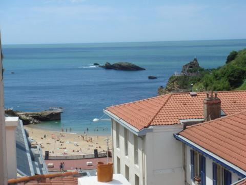 Biarritz City Centre Hotel | Hôtel Les Alizés