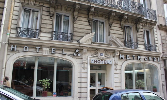 Saint-Vincent-de-Paul Hotel | Hôtel Metropol