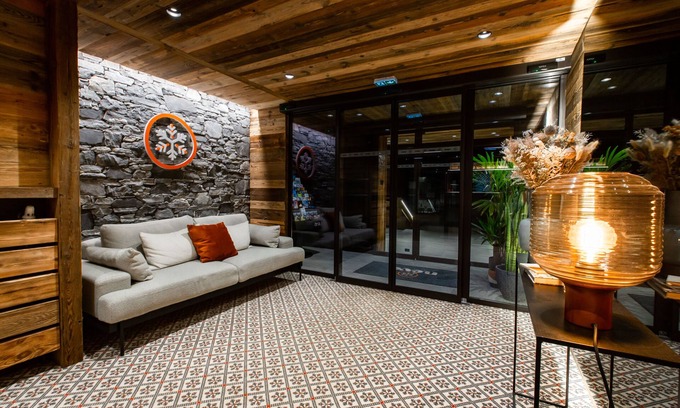 Morzine Hotel | Hôtel Névé