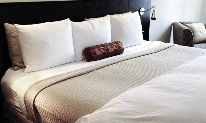 Autun Hotel | Hôtel Restaurant - Les Jardins du Lac