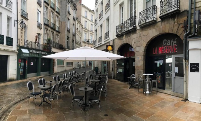 Nantes Centre Hotel | Hôtel Saint Patrick Cœur de NANTES