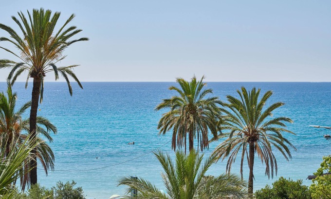 Menton Hotel | Hôtel Vacances Bleues Royal Westminster