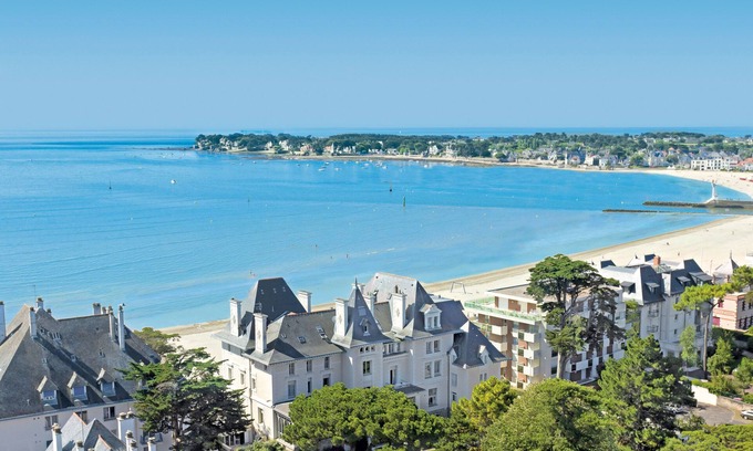 La Baule-Escoublac Hotel | Hôtel Vacances Bleues Villa Caroline