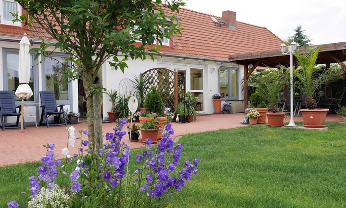 Rakow Apartment | Hübsches Appartement in Am Salzhaff mit Kamin