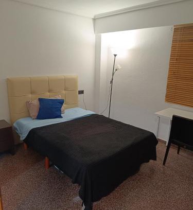 Patraix House | Habitación con baño privado a 10 minutos del centro a pie