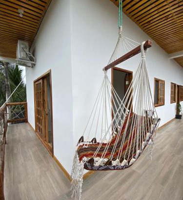 Montanita Apartment | Habitación familiar #10 cerca de la playa- wanderlust
